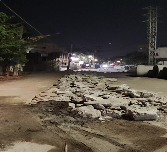 ఉప్పల్ చుట్టూ కాలువ పనులు.. దోమల గుబులు..!