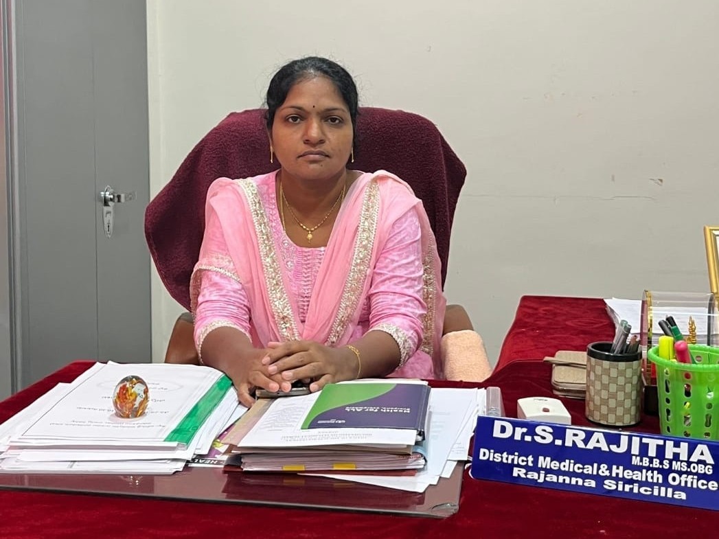 ‘వైద్యం నిపుణుల సేవలు వినియోగించుకోవాలి’