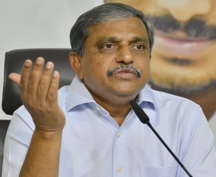 చంద్రబాబుకు రెండు లాభాలు: సజ్జల