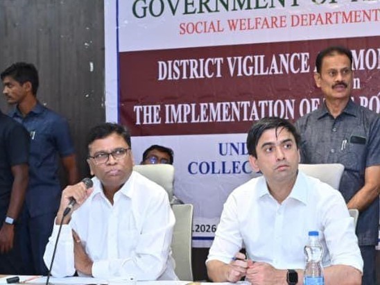 చిత్తశుద్ధితో వ్యవహరించాలి: కలెక్టర్