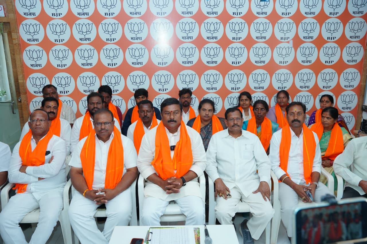 ‘రైతన్న పోరు బాట’.. పాల్గొన్న బీజేపీ నేతలు