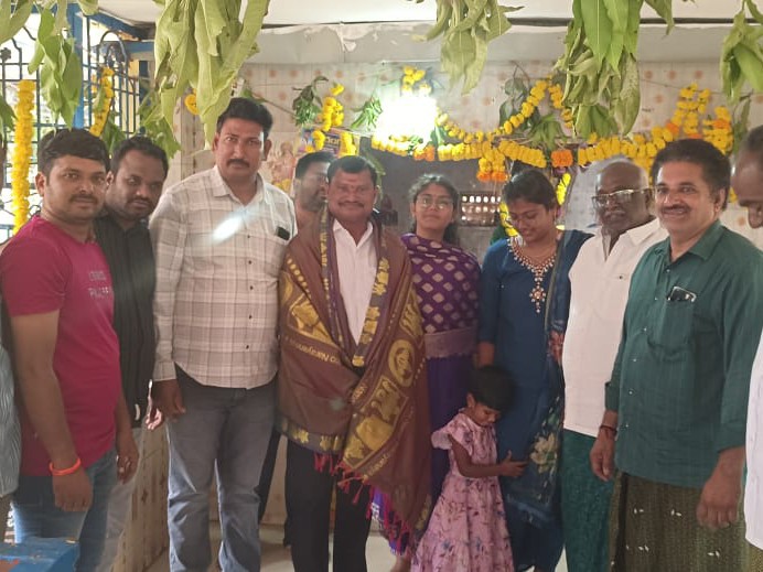 ఏకులపోతమ్మ తల్లిని దర్శించుకున్న ఎమ్మెల్యే