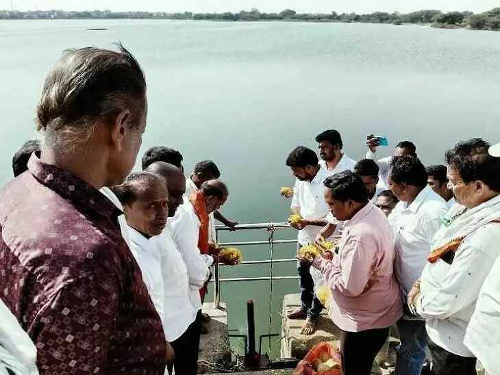 సాగునీరు విడుదల.. రైతులకు ఊరట