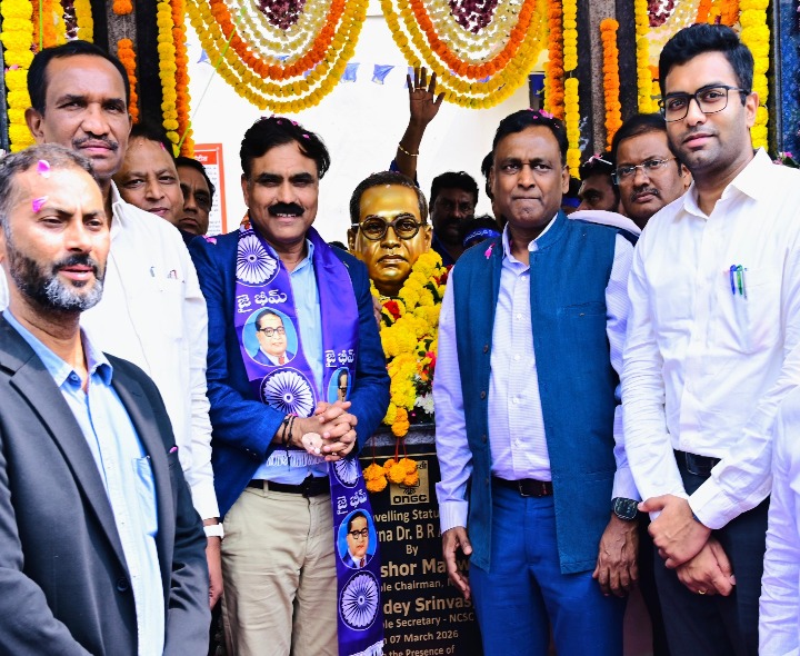 ‘అంబేద్కర్ ఆలోచన విధానాన్ని అనుసరించాలి’