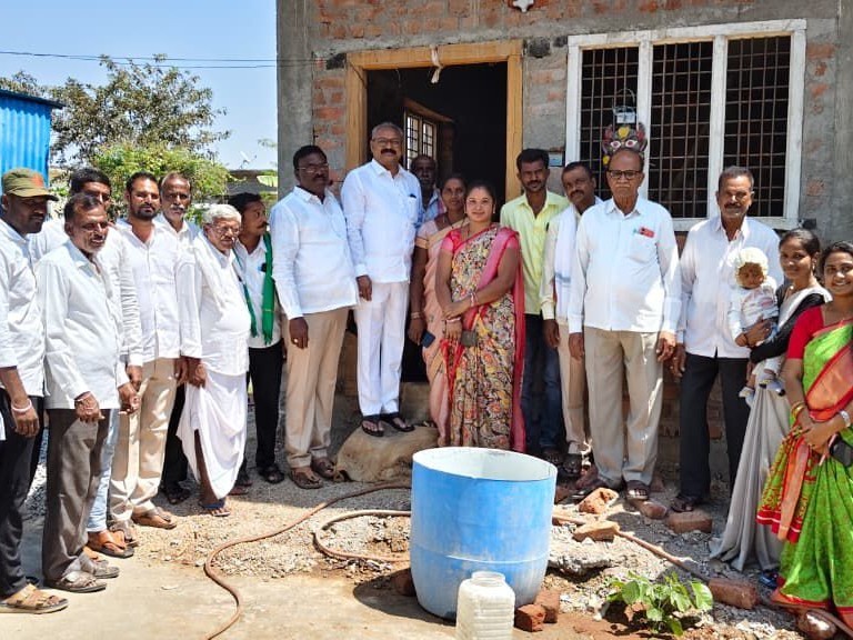 నిర్మాణ పనులను పరిశీలించిన ఛైర్మన్