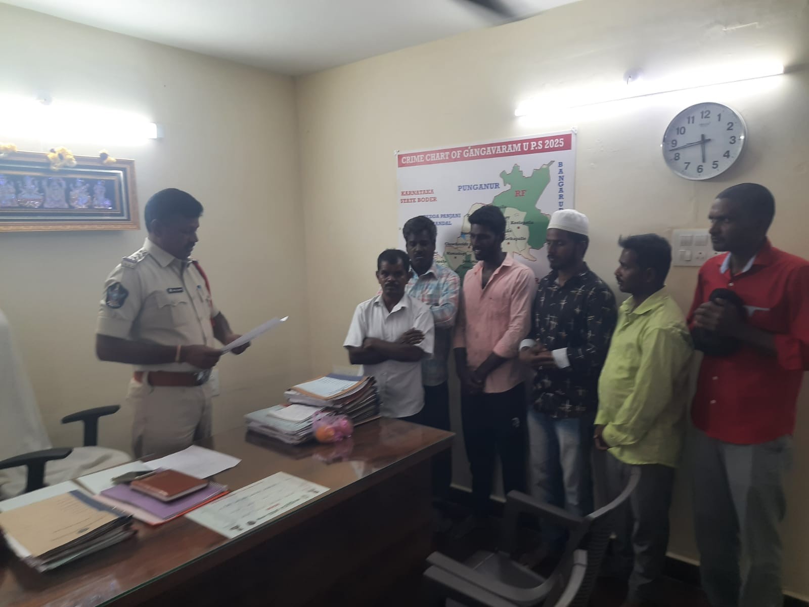 రౌడీ షీటర్లకు పోలీసుల కౌన్సిలింగ్