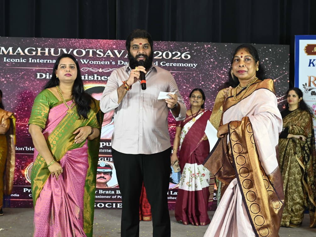 మగువోత్సవంలో మహిళల సత్కారం