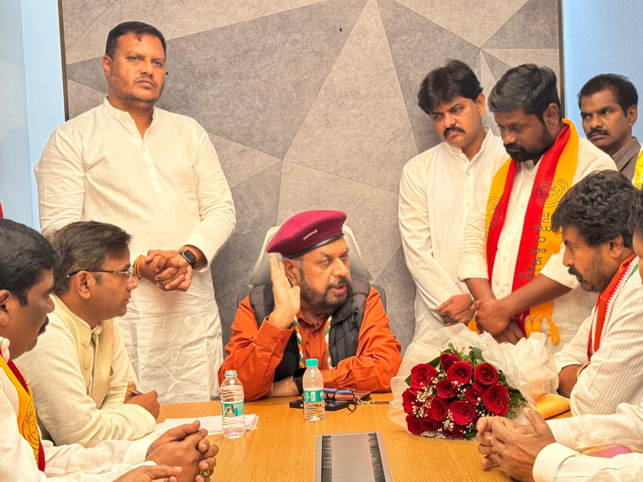 ‘రాజకీయ రంగంలో బీసీలకు ప్రాధాన్యత కల్పించాలి’