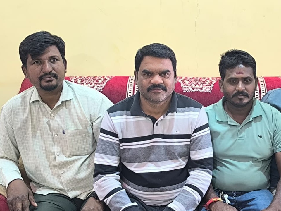 విద్యుత్ కార్మికుల మహా ధర్నా