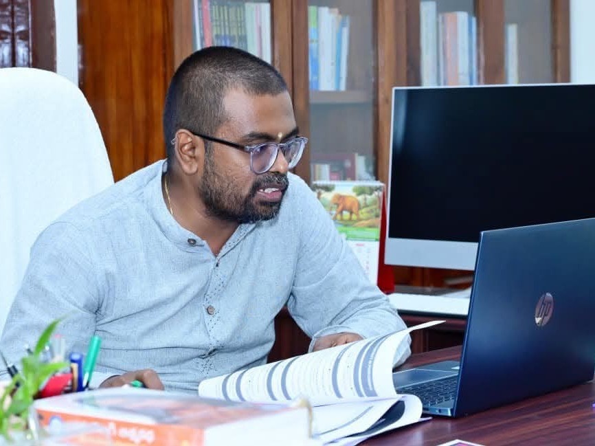 కలెక్టర్ల కాన్ఫరెన్స్‌కు సర్వం సిద్ధం