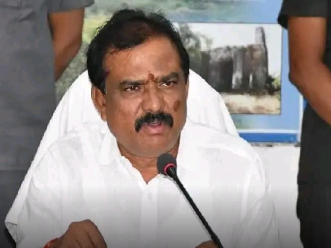 రైల్వే బ్రిడ్జి పనుల వేగాన్ని పెంచాలి: పాయల్ శంకర్