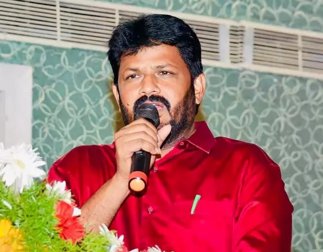 చంద్రబాబు నిర్ణయం అర్థరహితం: సీపీఐ