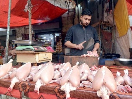 జిల్లాలో కేజీ చికెన్ ధరెంతంటే..!