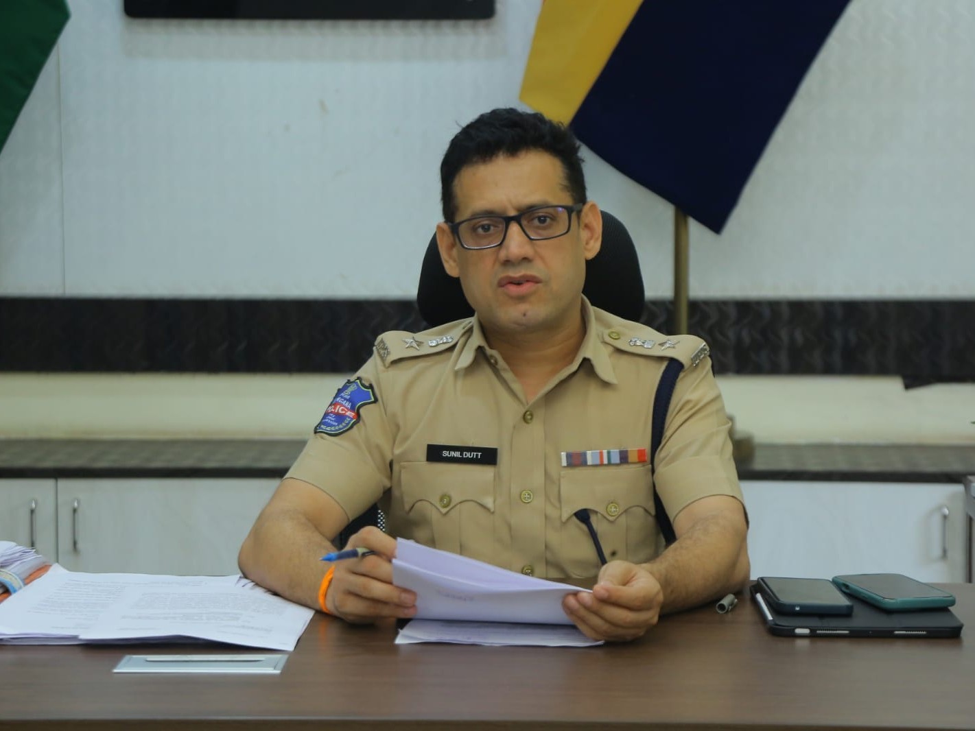 భూదాన్ భూముల అక్రమాలపై ఉక్కుపాదం.. 9 మంది అరెస్ట్