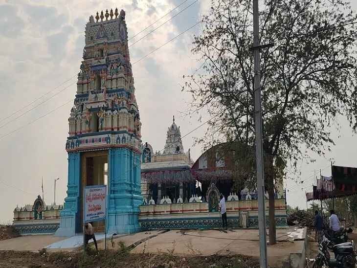 విద్యార్థులచే శ్రీ భగవద్గీత శ్లోకపారాయణం