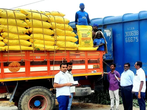 జిల్లాకు చేరిన1,070.84 మెట్రిక్ టన్నుల యూరియా
