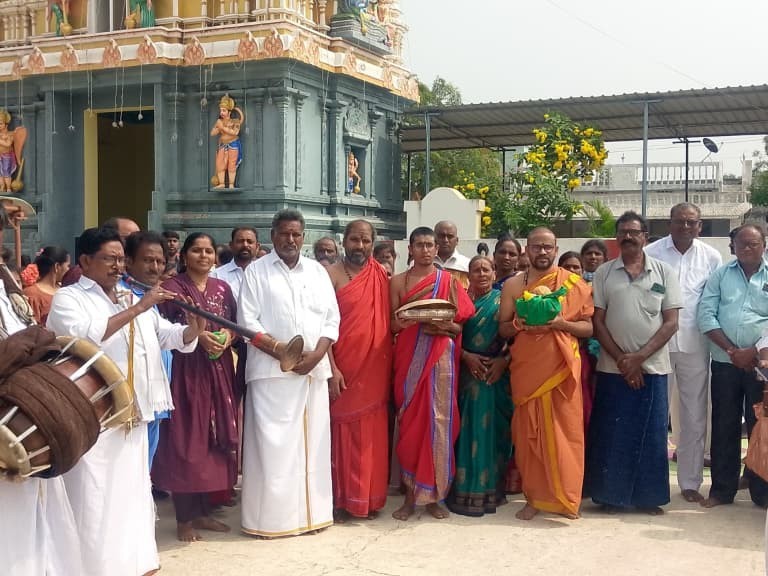 మిట్టపాలెం నారాయణస్వామి ఆలయంలో ప్రత్యేక పూజలు