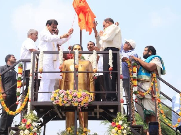 తెనాలిలో కొత్త రఘురామయ్య కాంస్య విగ్రహం ఆవిష్కరణ