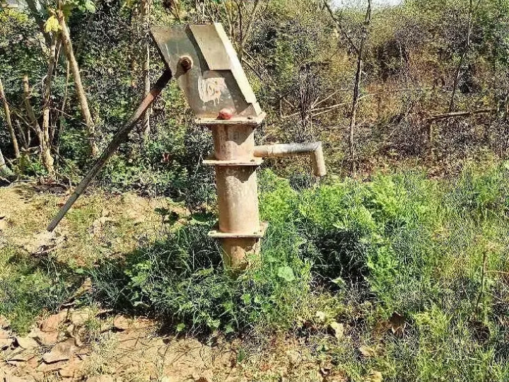 “వెంటనే చేతి పంపు మరమ్మత్తులు చేపట్టండి”