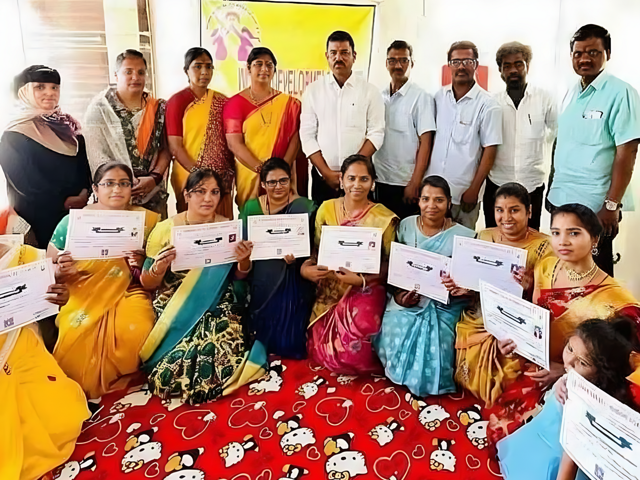 మహిళలకు ఉపాధి కల్పిస్తున్న బాలమణి