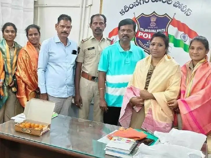 పోలీస్ స్టేషన్‌లో ఘనంగా మహిళా దినోత్సవ వేడుకలు