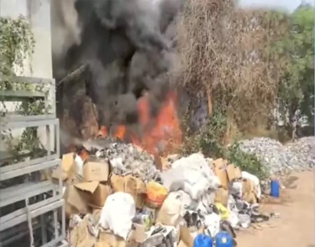 ట్రాన్స్‌కో స్టోర్స్‌లో భారీ అగ్నిప్రమాదం