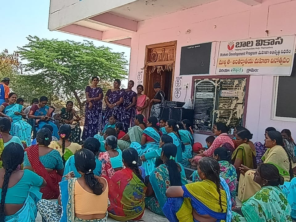 మహిళలకు ఆటల పోటీలు