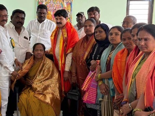 సమాజాభివృద్ధిలో మహిళా పాత్ర కీలకం