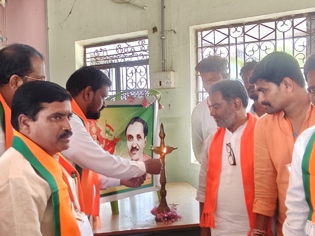 ప్రశిక్షణ తరగతులను ప్రారంభించిన జిల్లా అధ్యక్షుడు