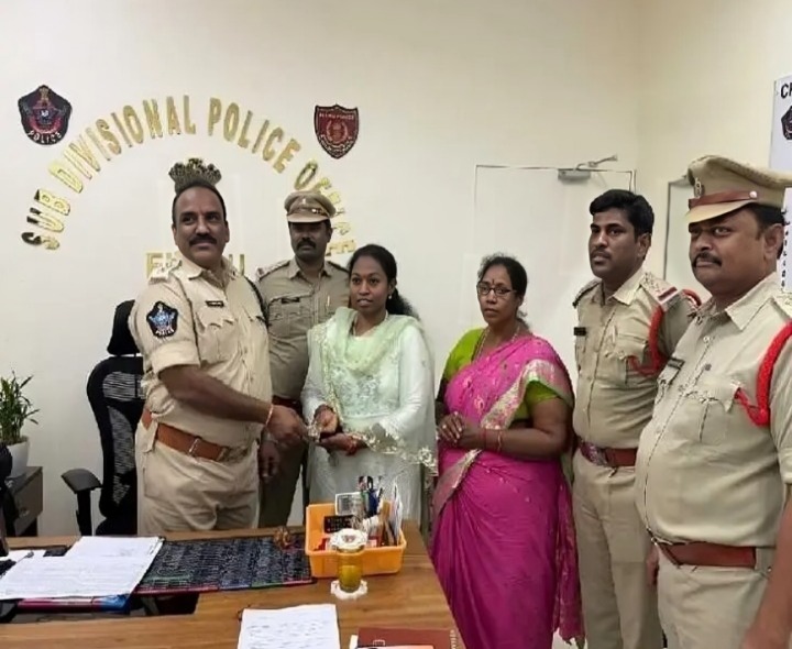 పోగొట్టుకున్న బంగారం లభ్యం!