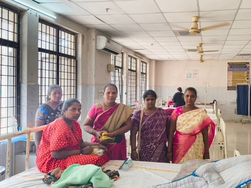 ‘పేద మహిళలకు ఉచిత వైద్యం అందించాలి’