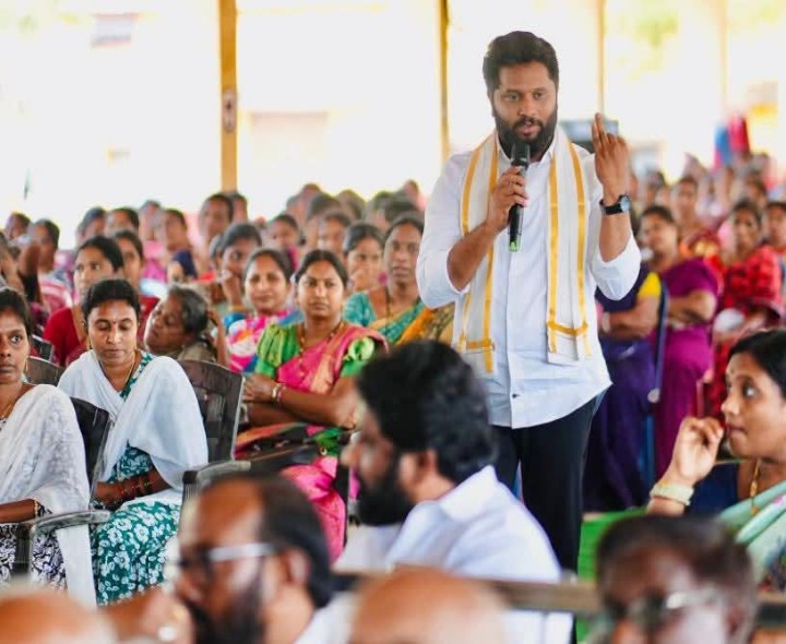 మహిళలకు హామీ ఇచ్చిన ఎమ్మెల్యే మద్దిపాటి