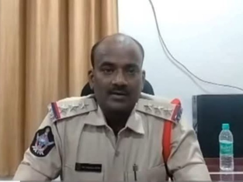 భక్తులకు పోలీసుల కీలక సూచనలు