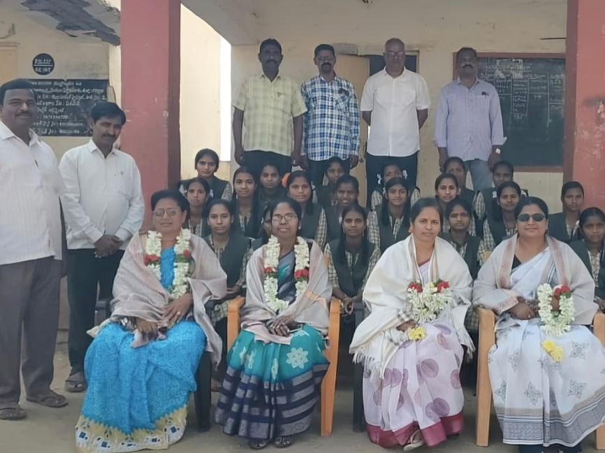 ‘సమాజాభివృద్ధిలో మహిళలదే కీలక పాత్ర’