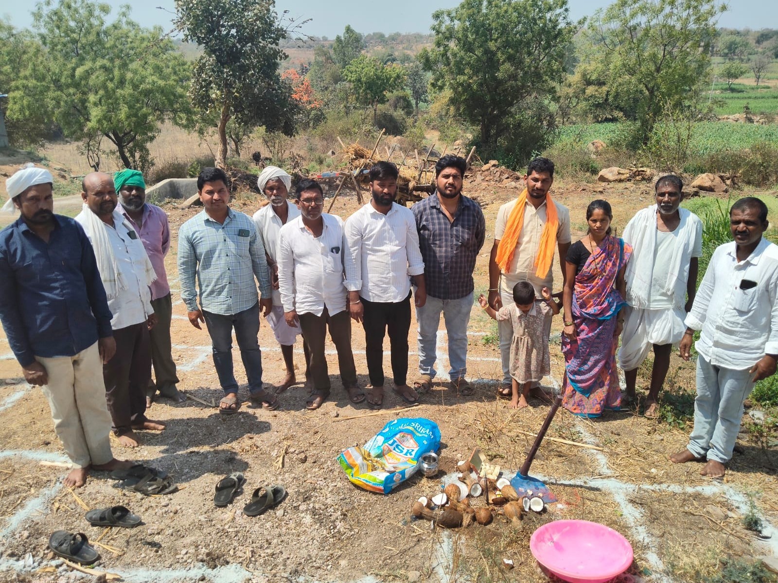 ఇంద్రమ్మ ఇళ్ల నిర్మాణానికి భూమి పూజ