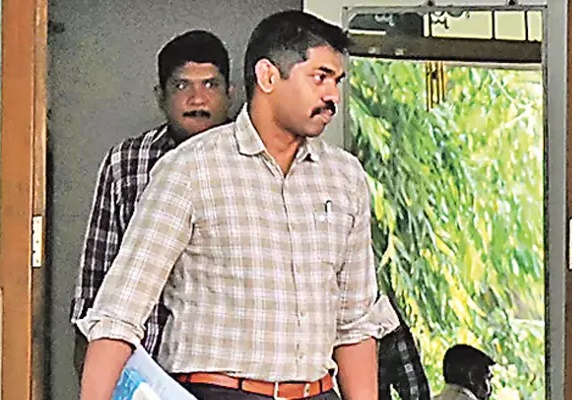 ఐదోరోజు కొనసాగుతున్న సునీల్ నాయక్ విచారణ