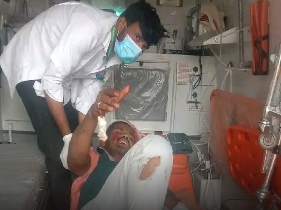 బైక్, ట్రాక్టర్ ఢీకొని వ్యక్తికి తీవ్ర గాయాలు