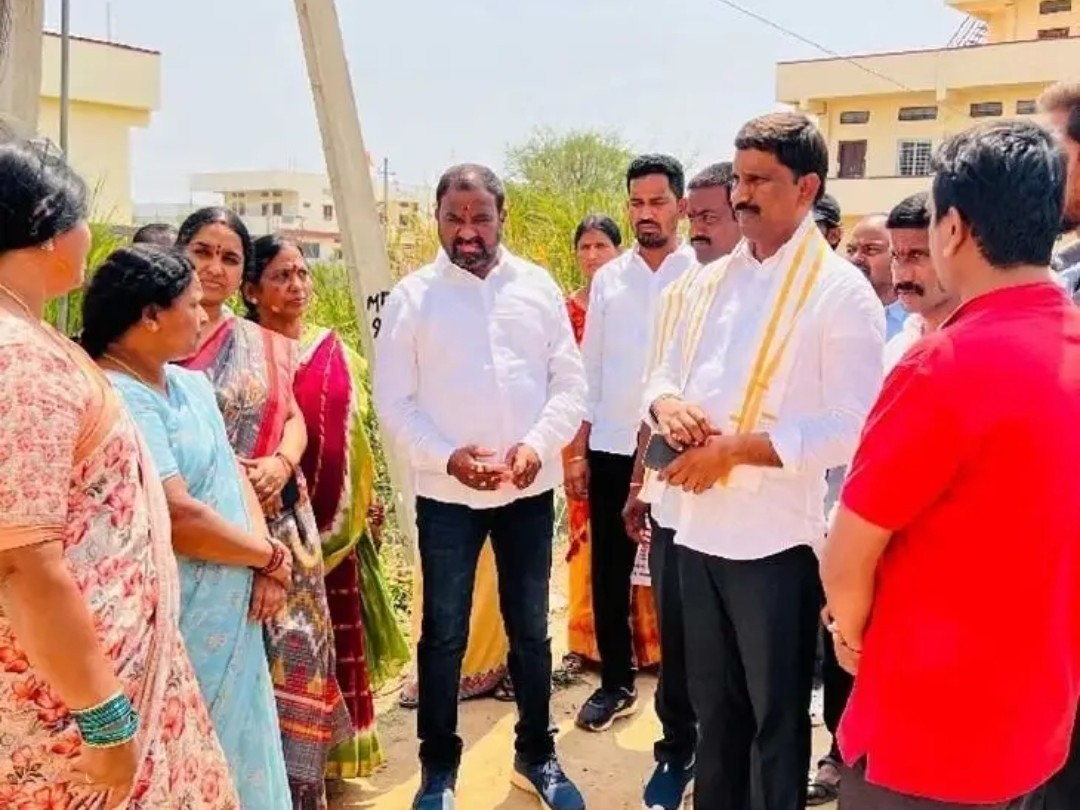 చెత్తను డబ్బాల్లోనే వేయాలి: డిప్యూటీ మేయర్