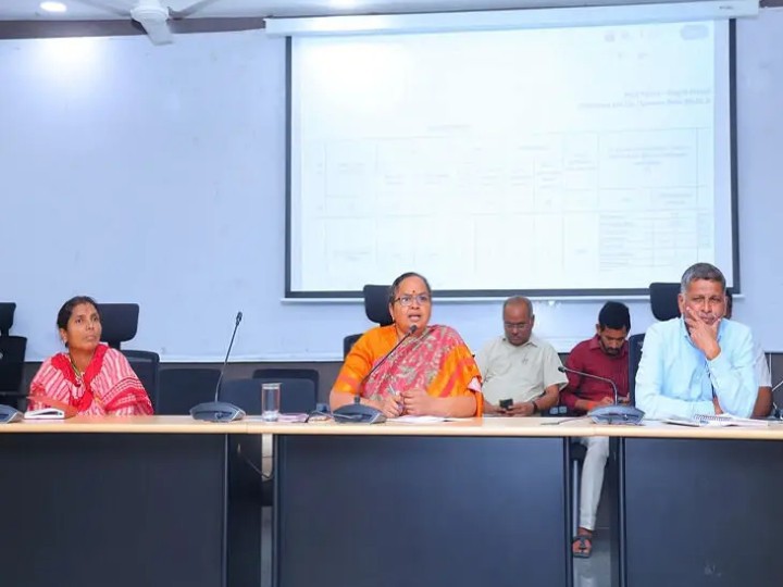 ఈ కార్యక్రమాలు చురుగ్గా నిర్వహించాలి : కలెక్టర్