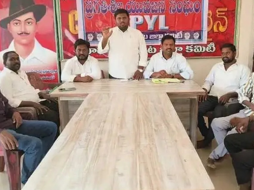 ‘ఉద్యోగ కల్పనలో ప్రభుత్వాలు విఫలం’