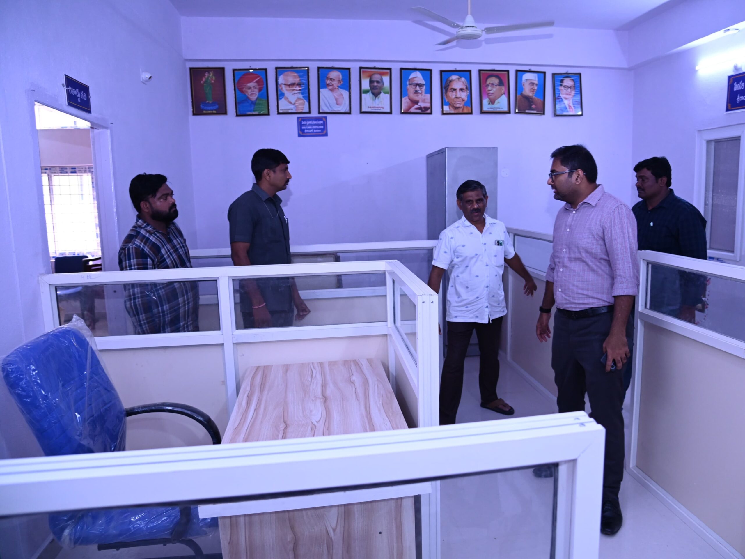 ‘శ్రీరాంపూర్‌లో కలెక్టర్ సుడిగాలి పర్యటన’