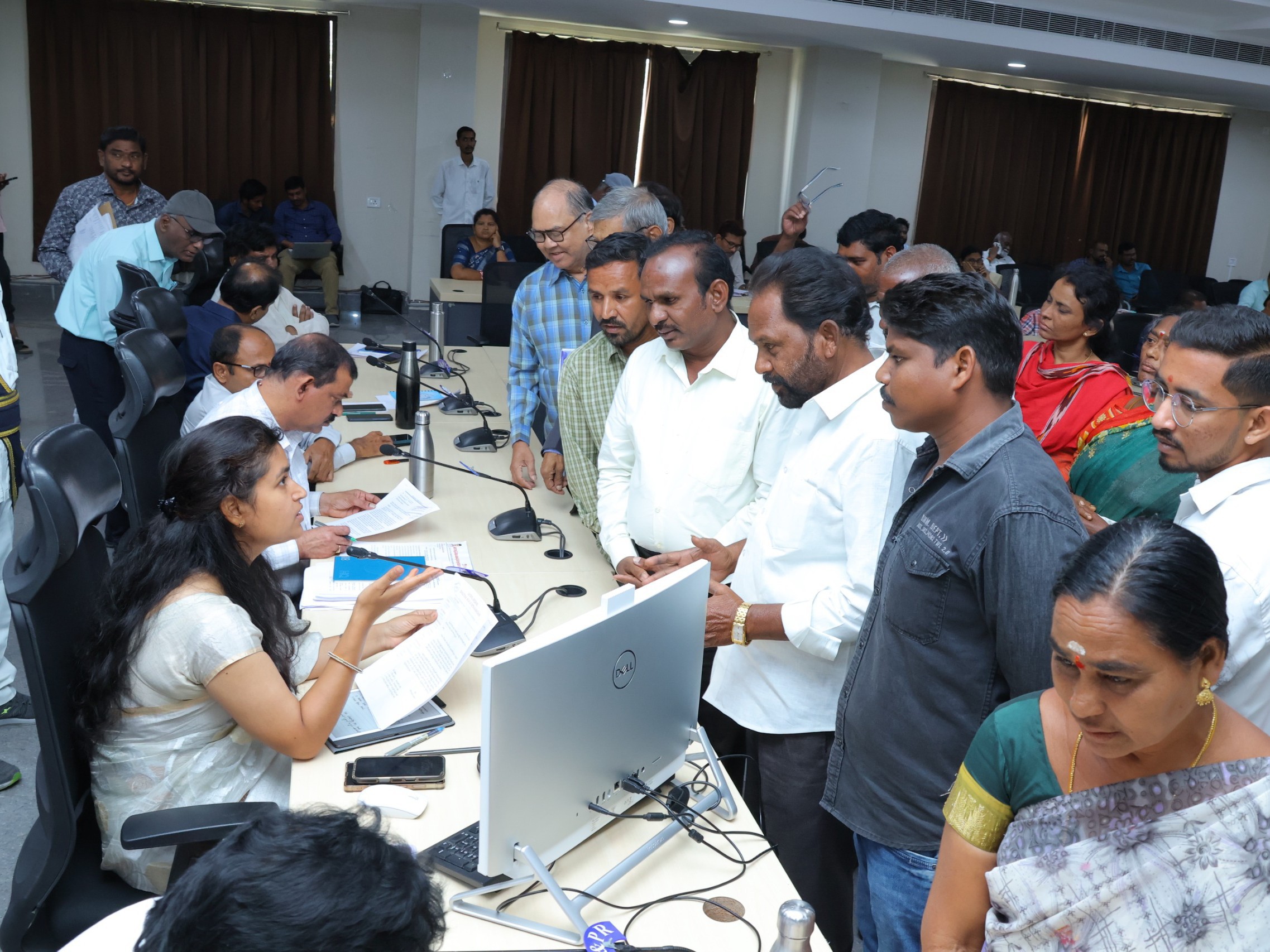 ప్రజావాణి కార్యక్రమంలో 148 ఫిర్యాదుల నమోదు