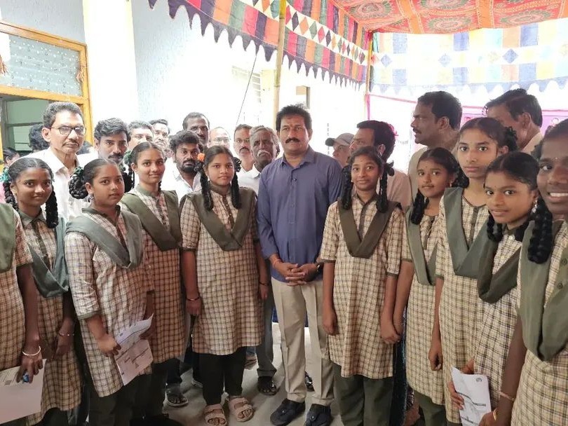 ఆడబిడ్డల ఆరోగ్య సంరక్షణే మా  లక్ష్యం: ఎమ్మెల్యే