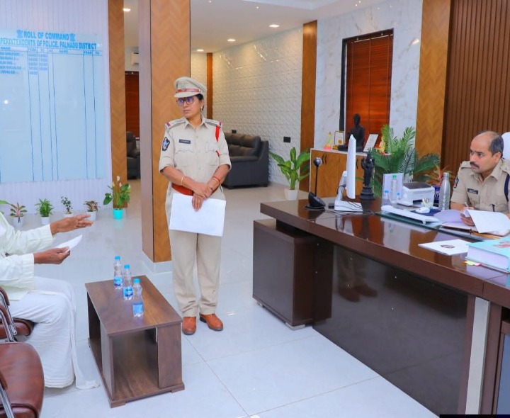 ప్రజా ఫిర్యాదుల పరిష్కారానికి చర్యలు: ఎస్పీ