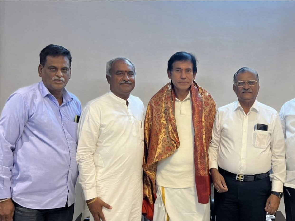 ఆదోని ఎమ్మెల్యేను కలిసిన టీ.జీ. పాండురంగ శెట్టి