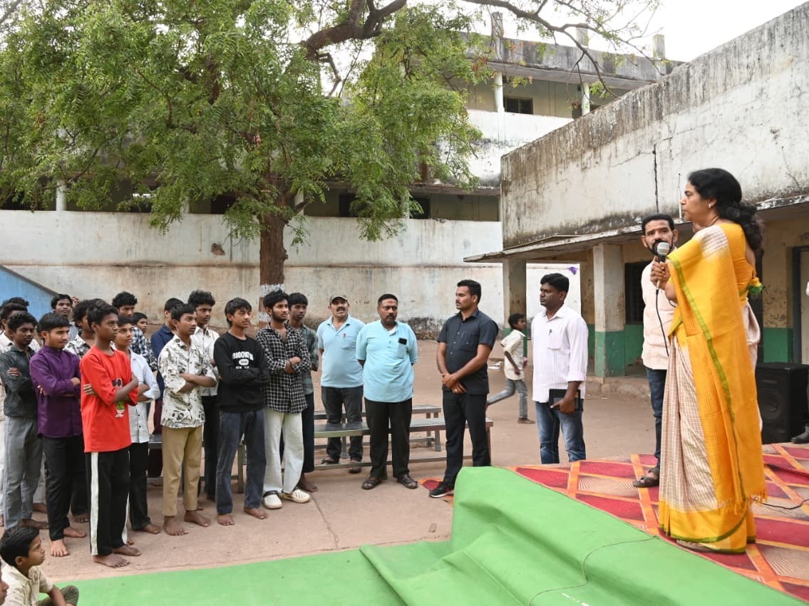 ‘పదో తరగతి విద్యార్థులు వార్షిక పరీక్షల కోసం సిద్ధం కావాలి’