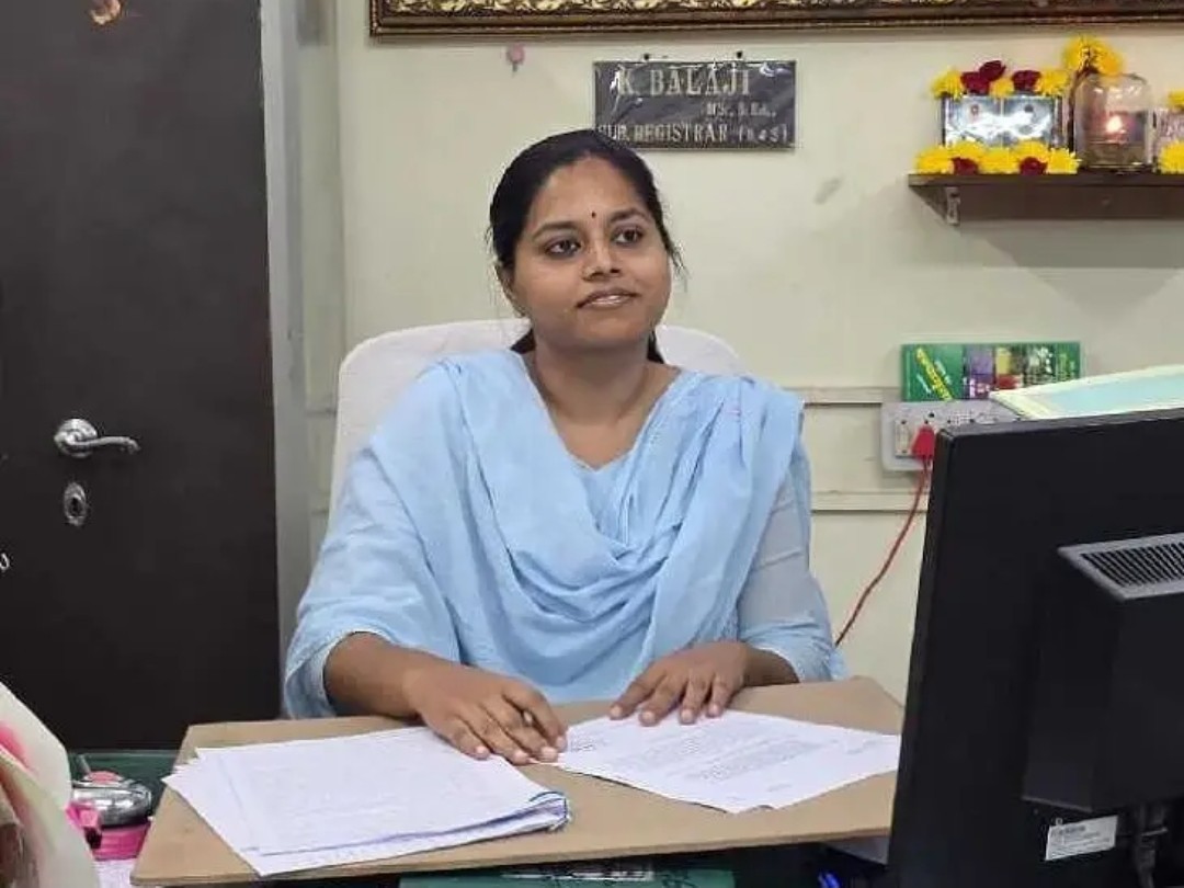 రేణిగుంట సబ్ రిజిస్ట్రార్‌గా సుస్మిత