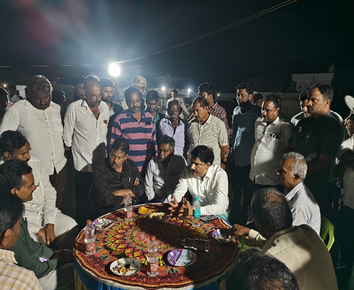 ఉప్పుటూరులో ఇఫ్తార్ విందుకు ఎమ్మెల్యే సాంబశివరావు హాజరు