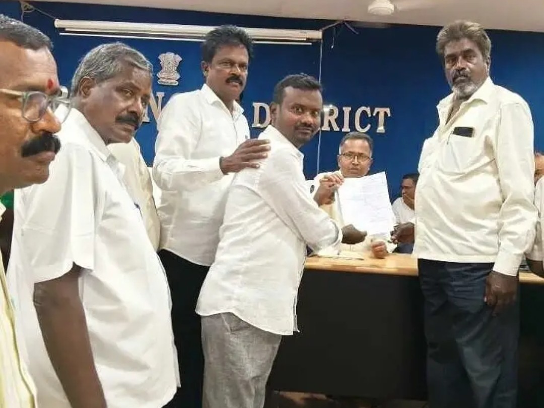 ‘షాపుల కేటాయింపులో వర్గీకరణ అమలు చేయాలి’