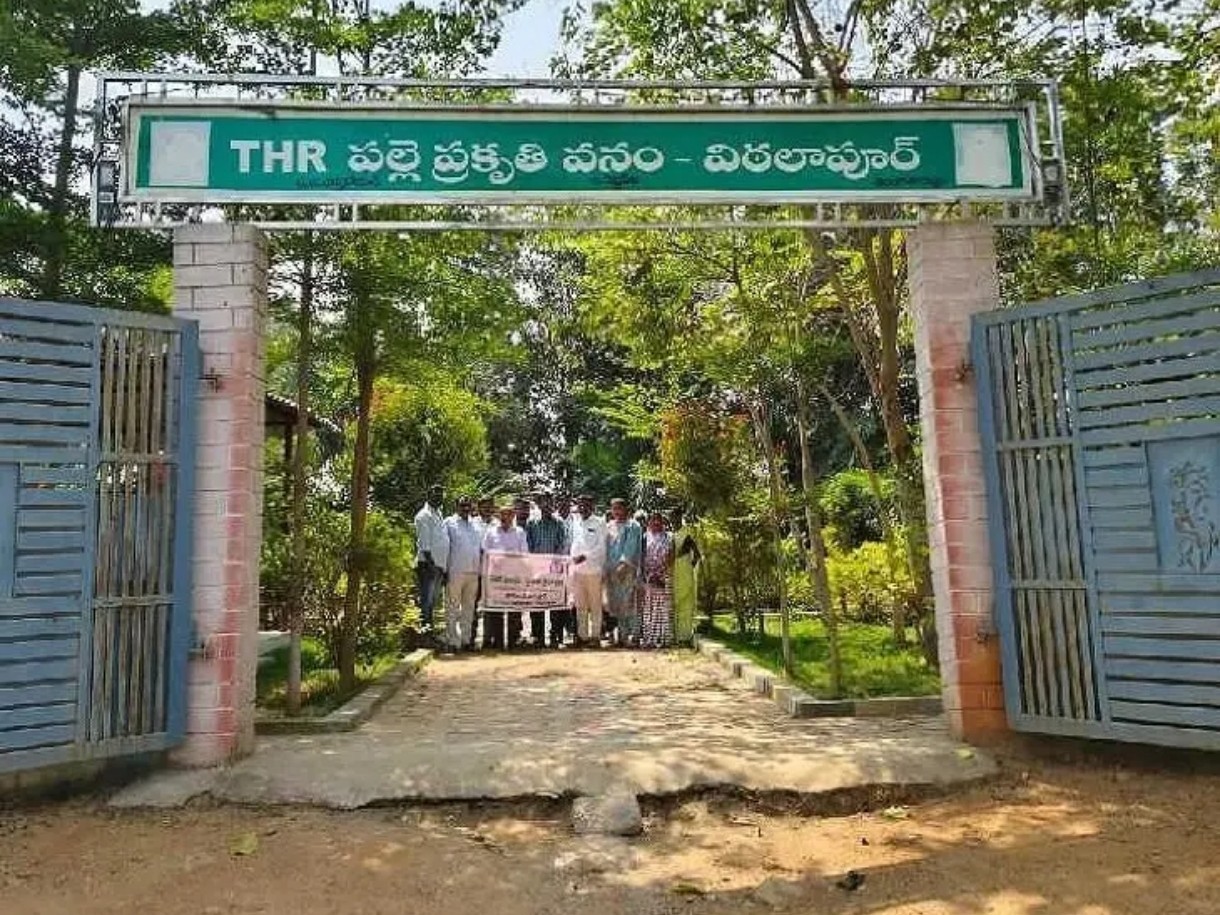 పరిసరాలను పరిశుభ్రంగా ఉంచుకోవాలి: ఎంపీడీవో